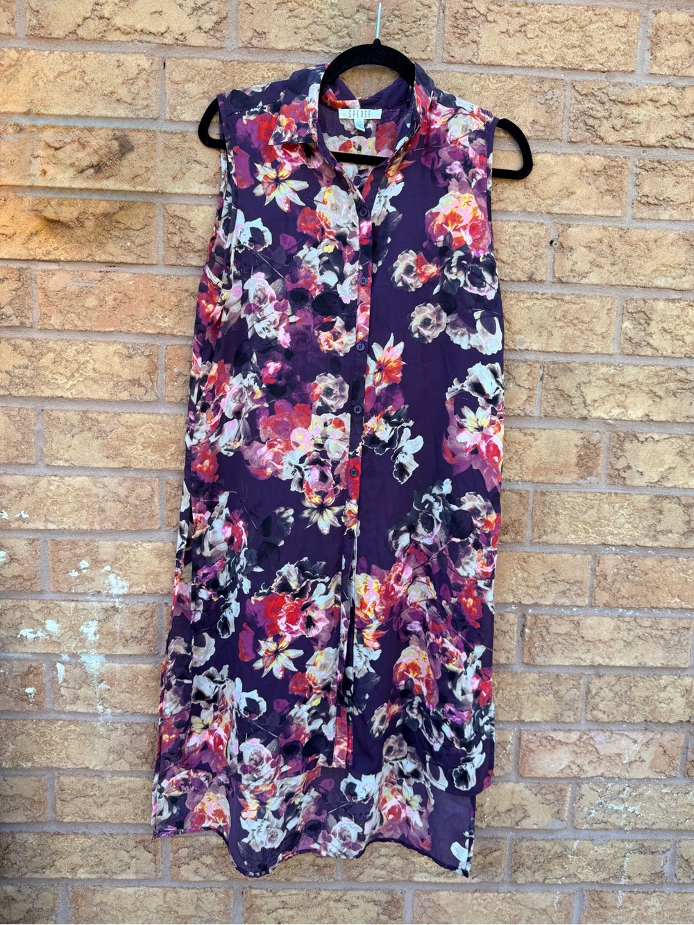 💫4/$25 • Spense Sleeveless Floral Button-Front Hi-Lo Tunic Blouse
